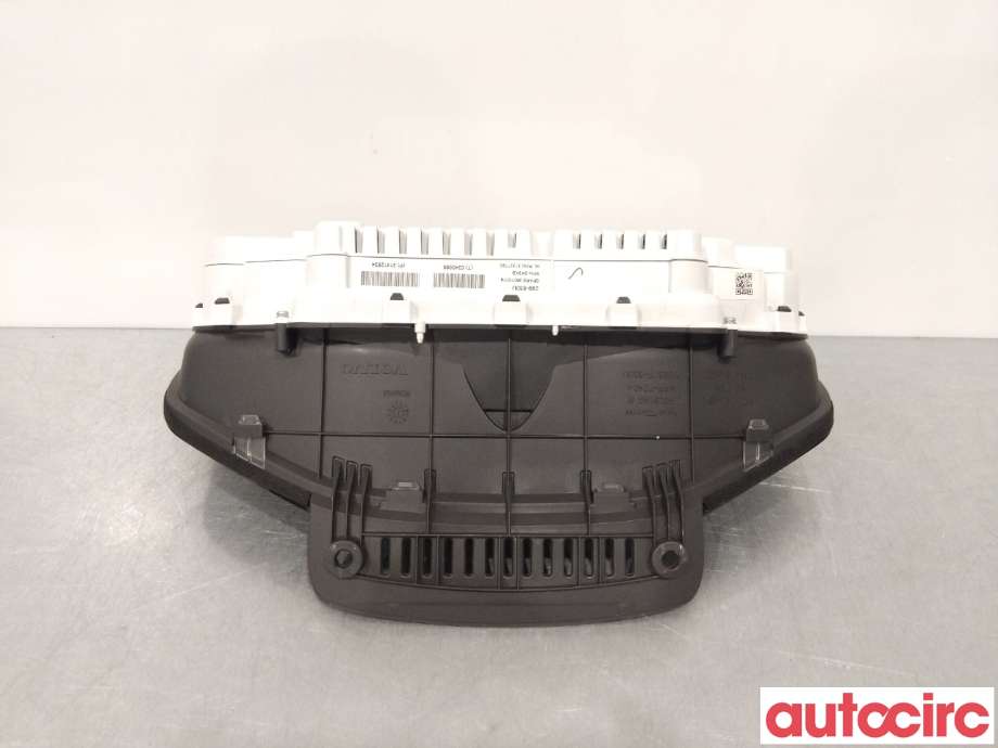 Instrumentpanel til Volvo XC70 2014-2016 (Type II, Fase 2)  (VOLVO|36001771|)