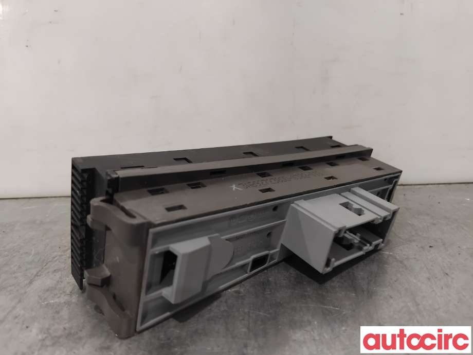 Bryter diverse til VW Passat 2011-2015 (B7) (B7) (VOLKSWAGEN|3AB927238BK||3AB927238DD)