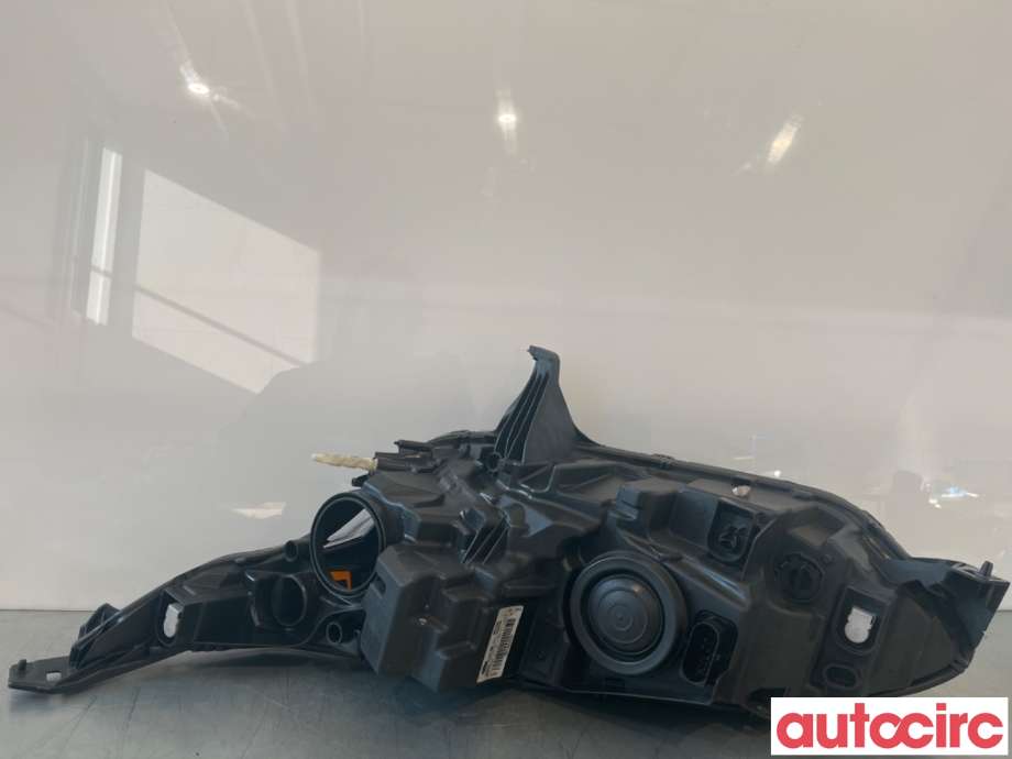 Frontlykt høyre halogen til Ford Transit Connect 2013-2018 Type II, Fase 1  (FORD|1949633|90070363|FT11-13W029DB)