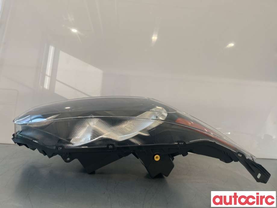 Frontlykt høyre halogen til Ford Transit Connect 2013-2018 Type II, Fase 1  (FORD|1949633|90070363|FT11-13W029DB)