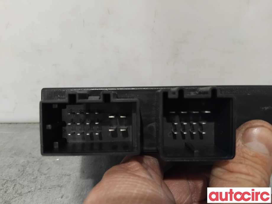 Styreenhet hengerfeste til Audi A4 2007-2014 (Type IV) (B8) (B8) (AUDI|8K0907383E|5DS009530-01|8K0907383)