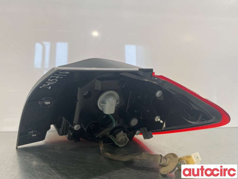 Baklykt venstre til Mitsubishi ASX 2010-2019  (MITSUBISHI|8330A689)