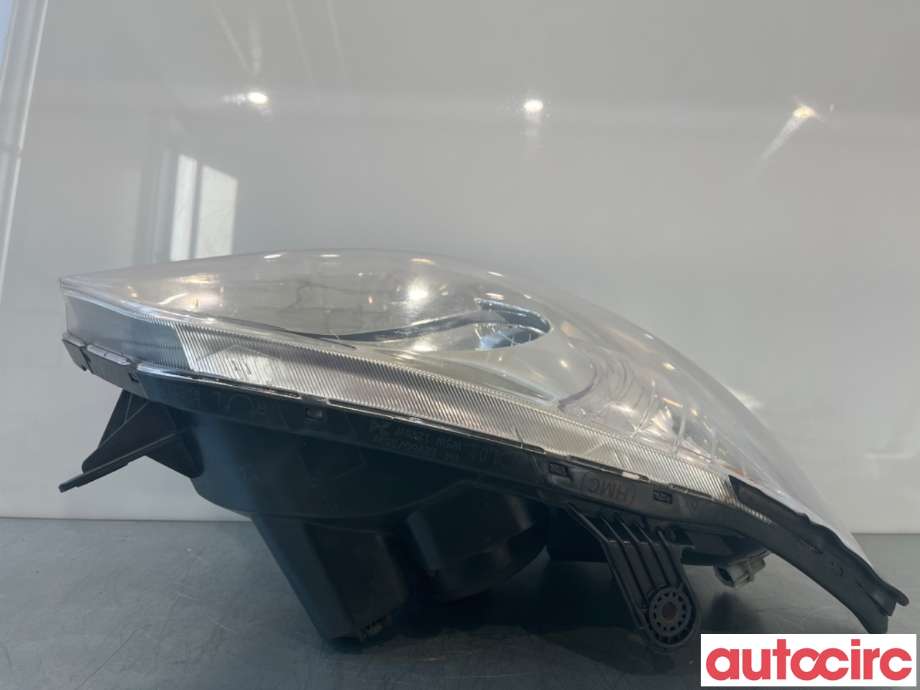 Frontlykt høyre halogen til Hyundai Getz 2002-2009 (HYUNDAI|921201C010|)