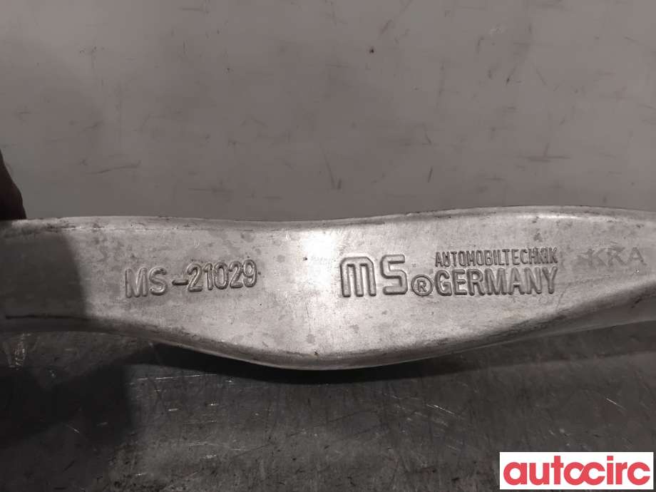 Bærebru høyre foran øvre til Audi A8 1995-2002 (Type I)  (AUDI|4D0407510J|21029|)