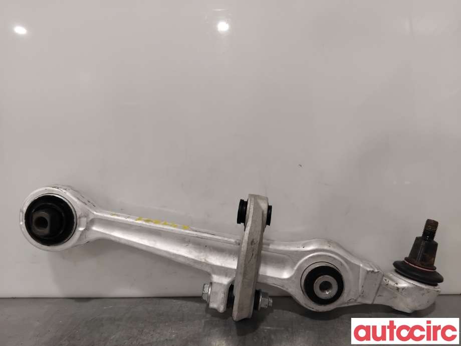 Bærebru høyre foran nedre til Audi A8, 1995-2002 (Type I) (AUDI|4D0407151P)