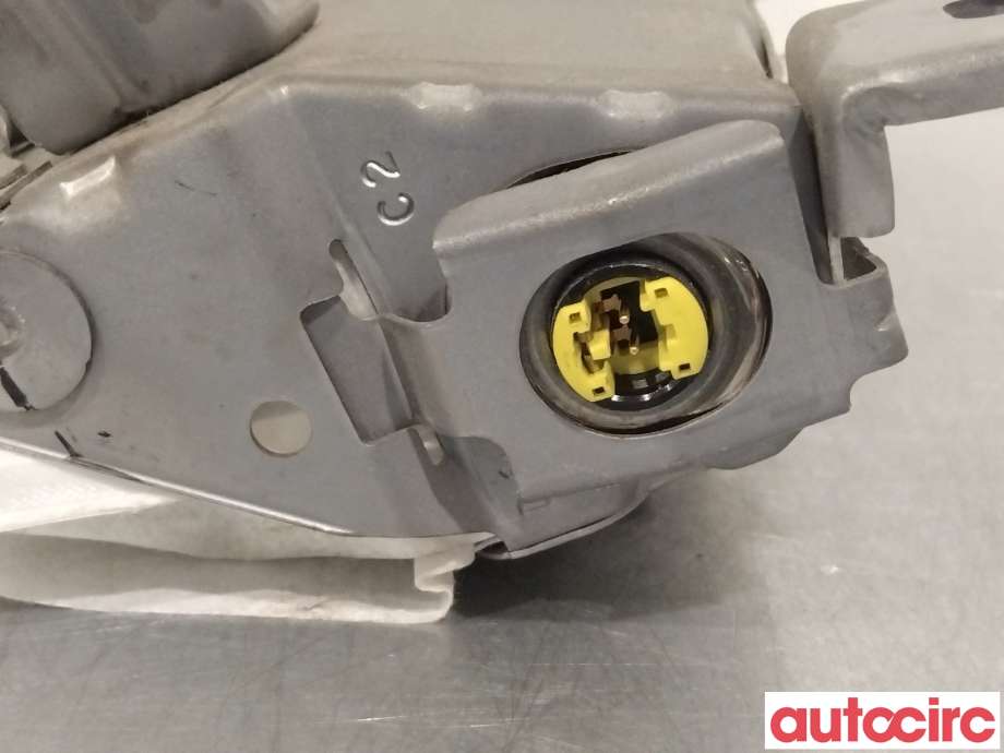 Airbag kne til Toyota Urban Cruiser 2009-2014  (TOYOTA|7390052030B0|)