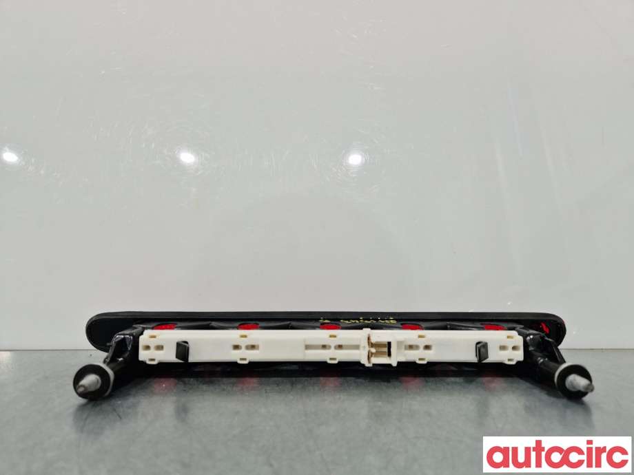 Baklykt bremselys bakrute til Suzuki SX4 S-CROSS 2013-->> (Type II)  (SUZUKI|35820-63J00||35810-63J0)