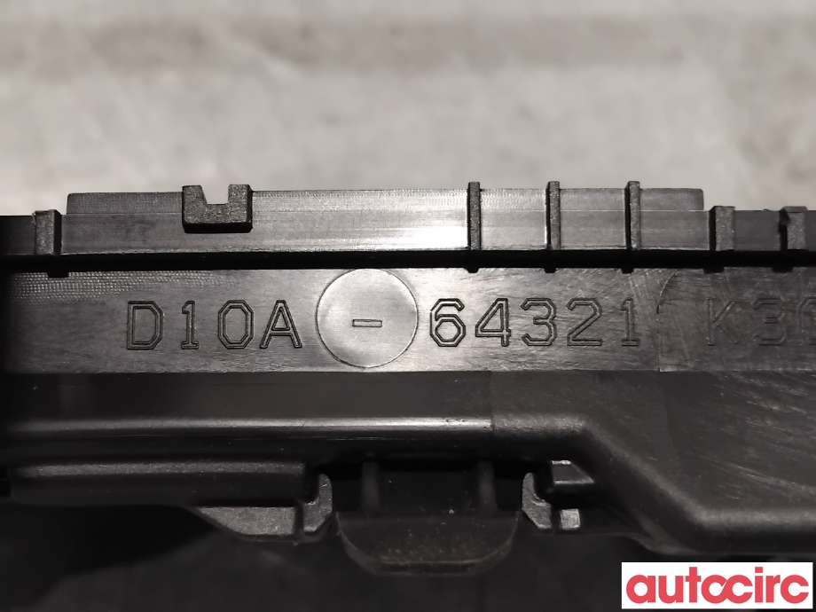 Innredning diverse til Mazda CX-3 2015-2022  (MAZDA|D10A-64-320A||D10A-64321)