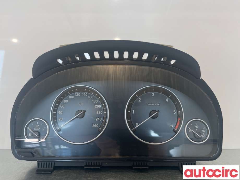 Instrumentpanel til BMW 5-Serie 2010-2017 (F10/F11) (F10/F11) (BMW|62109358981|)