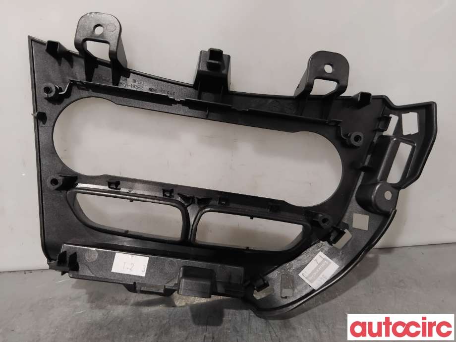 Diverse deler til Ford Focus 2011-2014 (Type III, Fase 1) (FORD|1835482||BM51-18522-BCW)