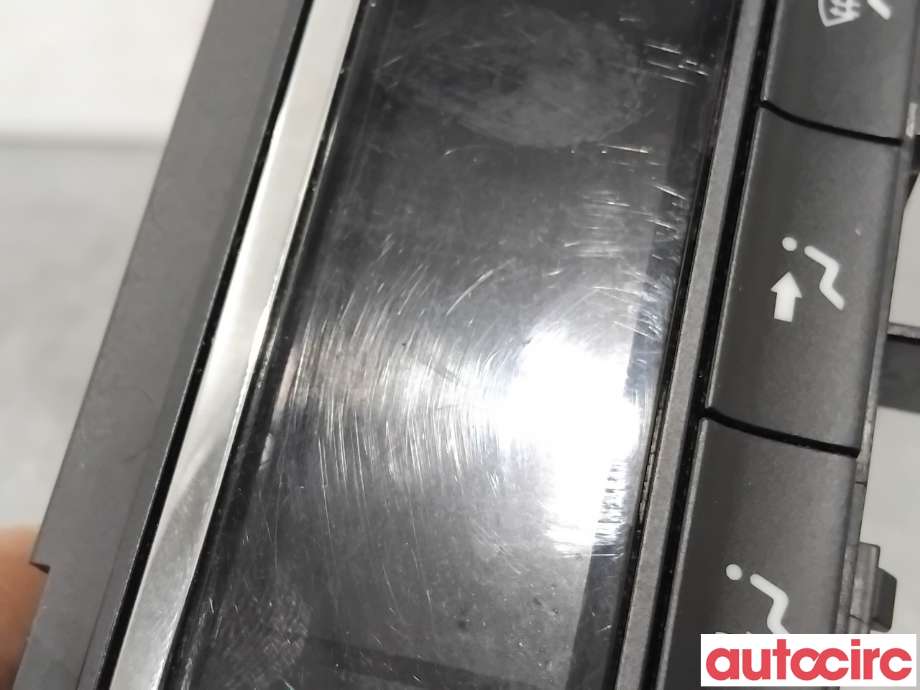 Varmeapparat betjening til Ford Focus 2011-2014 (Type III, Fase 1) (FORD|1866942||BM5T18C612CG)