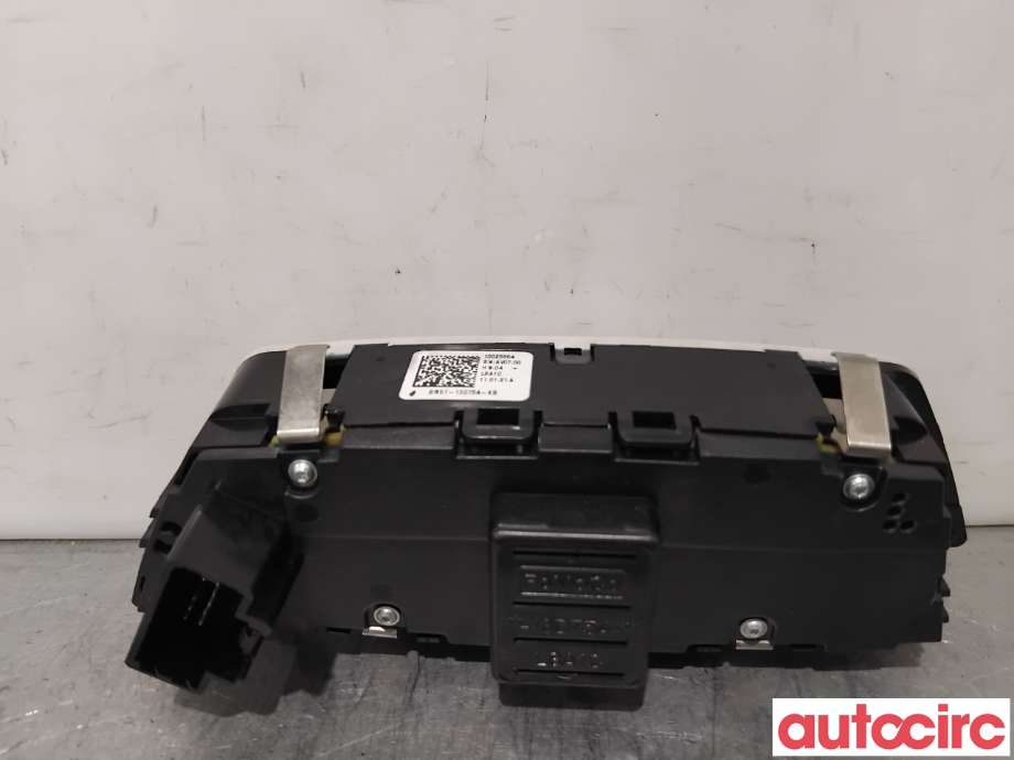 Bryter diverse til Ford Focus 2011-2014 (Type III, Fase 1)  (FORD|1844613||BM5T-13D754-KB)