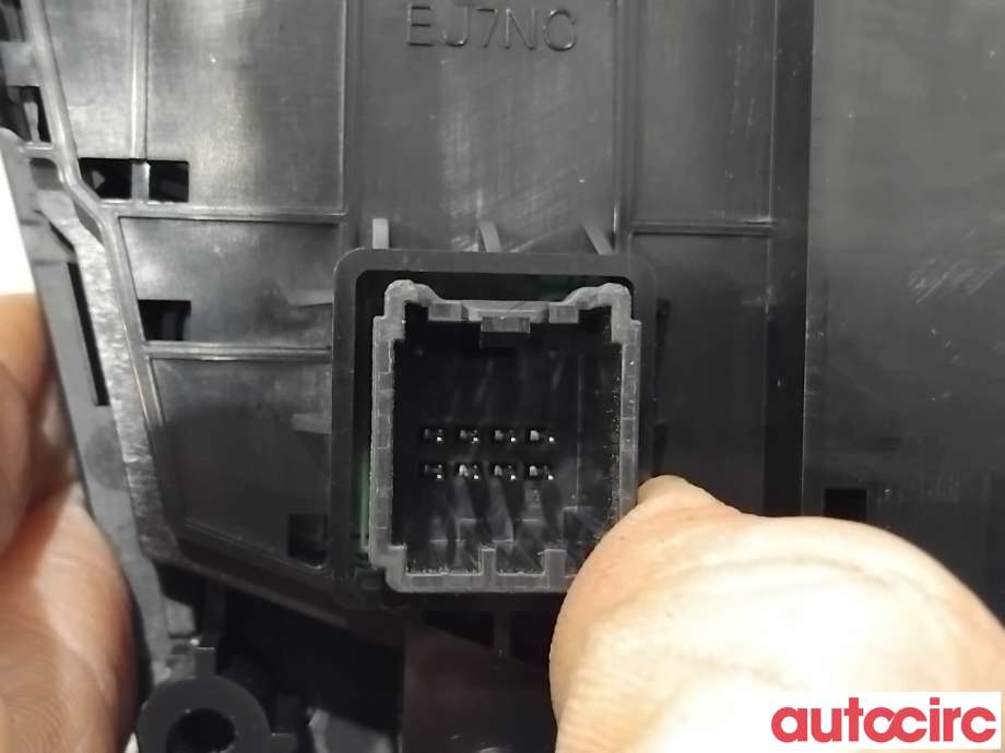 Bryter diverse til Ford Focus 2011-2014 (Type III, Fase 1)  (FORD|1818445||BM5T-18K811-DE)