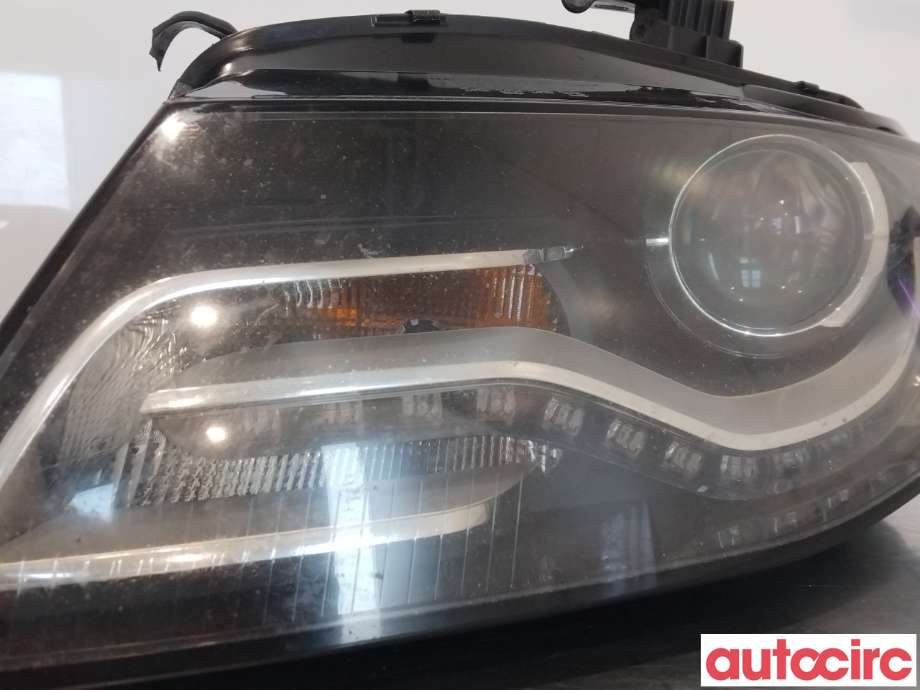 Frontlykt venstre xenon til Audi A4 2007-2014 (Type IV) (B8) (B8) (AUDI|8K0941029AJ|8K0941003C)