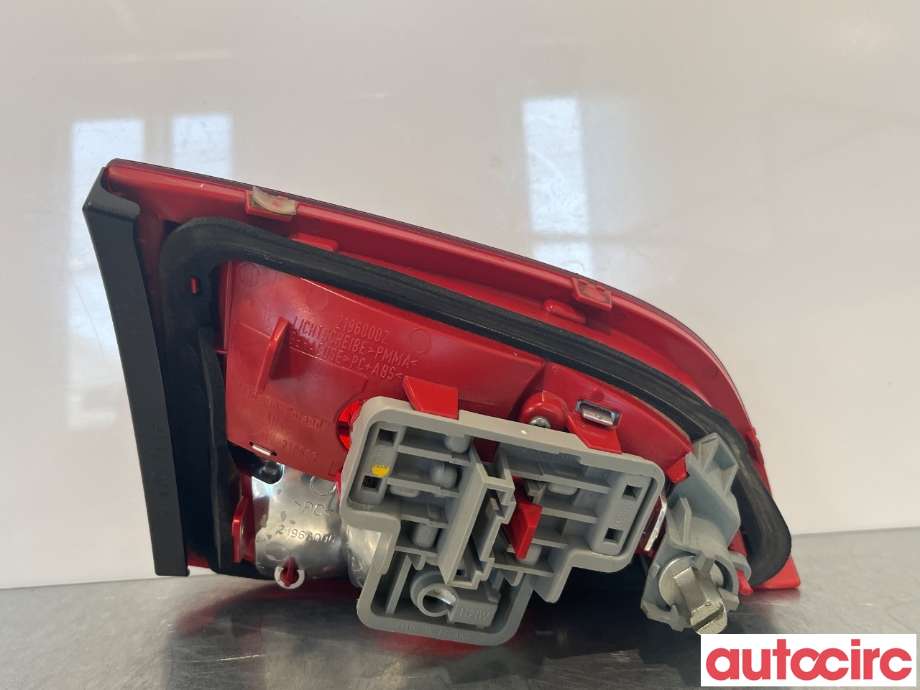 Baklykt høyre indre til Audi A4 2007-2014 (Type IV) (B8) (B8) (AUDI|8K9945094)