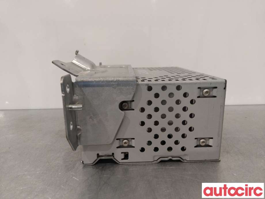 Bilstereo til Ford Fiesta 2017-->> (Type VII)  (FORD|2427739|H1BT-18C815-ZV)