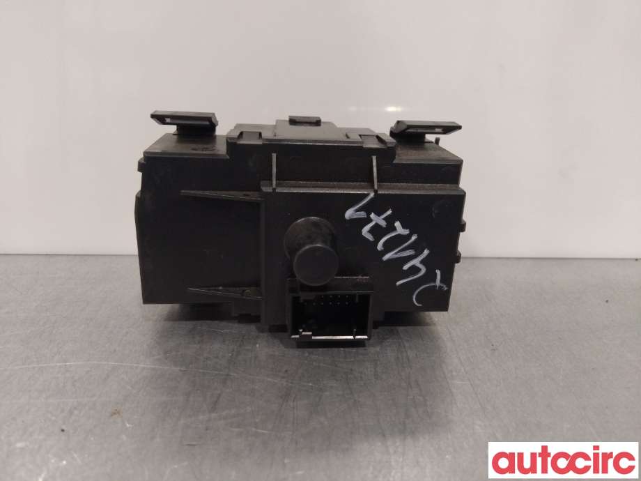 Bryter lys til BMW 1-Serie 2004-2011 (E81/E82/E87/E88) (E81/E82/E87/E88) (BMW|61316932794|)