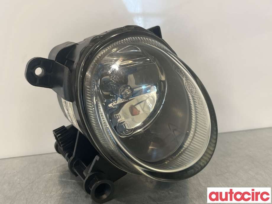 Tåkelykt høyre foran til VW CC 2008-2012 (PASSAT CC) (PASSAT CC) (VOLKSWAGEN|8T0941700E|)