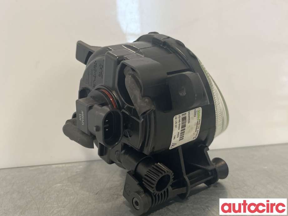 Tåkelykt høyre foran til VW CC 2008-2012 (PASSAT CC) (PASSAT CC) (VOLKSWAGEN|8T0941700E|)