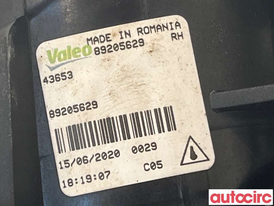 Tåkelykt høyre foran til VW CC 2008-2012 (PASSAT CC) (PASSAT CC) (VOLKSWAGEN|8T0941700E|)