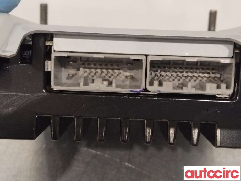Bilstereo forsterker til Honda CR-V 2012-2018 (Type IV) (HONDA|39186-T1G-G011|)