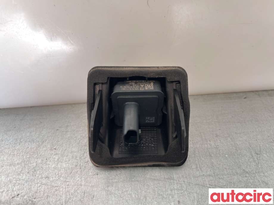 Kamera til Peugeot 5008 2017-->> (Type II)  (PEUGEOT|9809301080|0263007021)