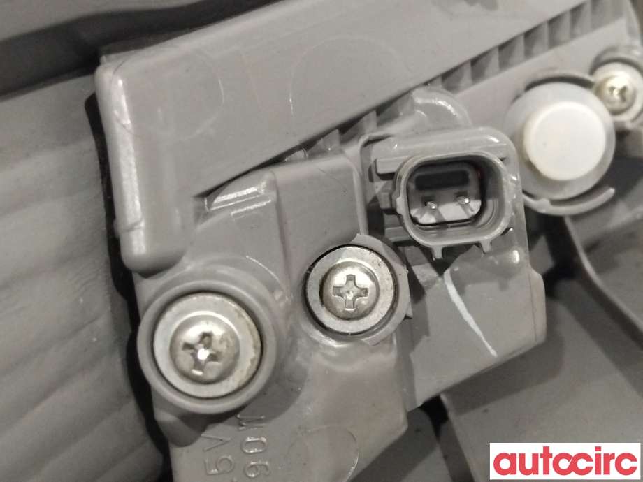 Baklykt venstre til Honda CR-V 2012-2018 (Type IV)  (HONDA|34175-T1G-E01|)