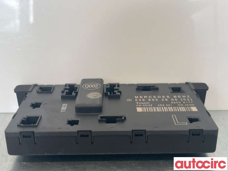 Styreenhet dør venstre foran til Mercedes Vito/Viano 2010-2014 (Fase 2) (W639) (W639) (MERCEDES|A6399003101|00006177|6399002900)