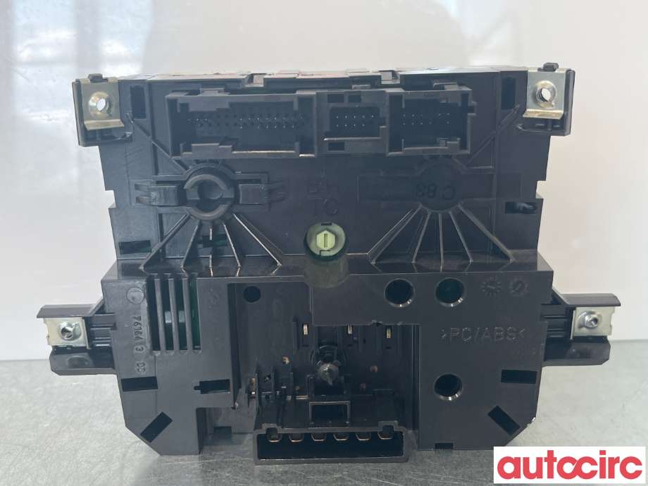 Varmeapparat betjening til Mercedes Vito/Viano 2010-2014 (Fase 2) (W639) (W639) (MERCEDES|A6399060000)