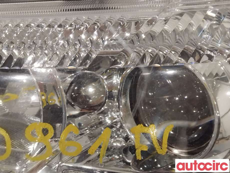 Frontlykt venstre xenon til Mitsubishi ASX 2010-2019  (MITSUBISHI|8301C879)