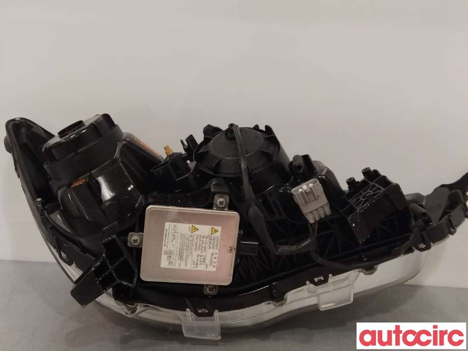 Frontlykt venstre xenon til Mitsubishi ASX 2010-2019  (MITSUBISHI|8301C879)