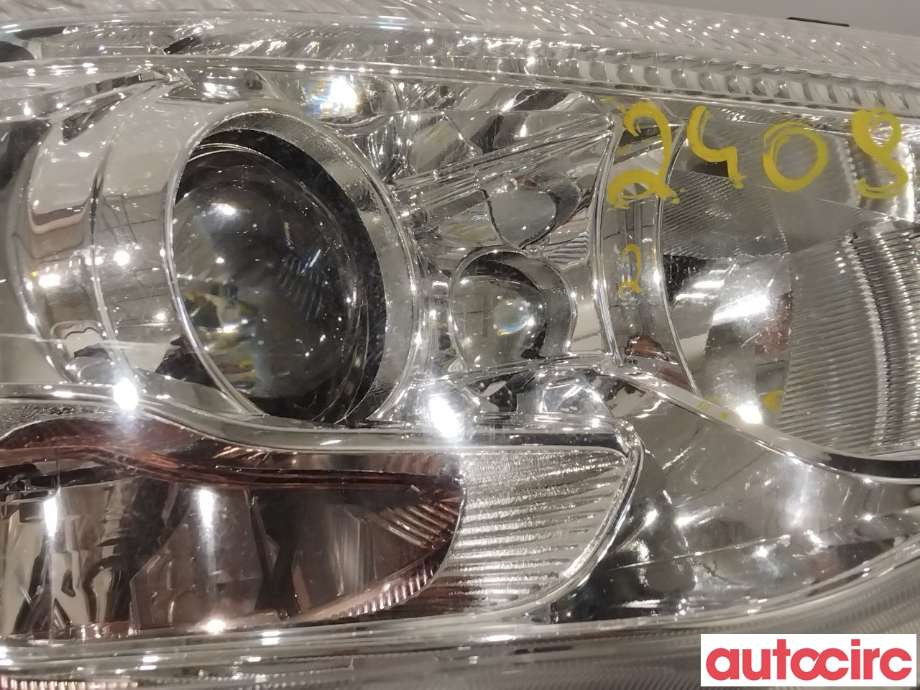 Frontlykt høyre xenon til Mitsubishi ASX 2010-2019 (MITSUBISHI|8301C880)