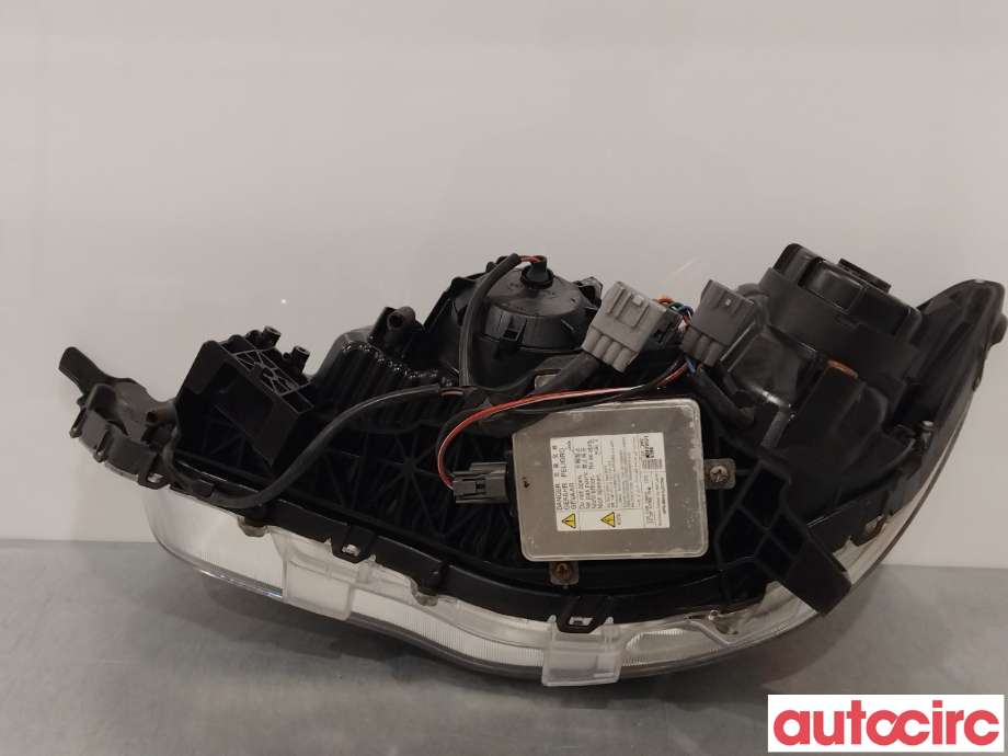 Frontlykt høyre xenon til Mitsubishi ASX 2010-2019 (MITSUBISHI|8301C880)