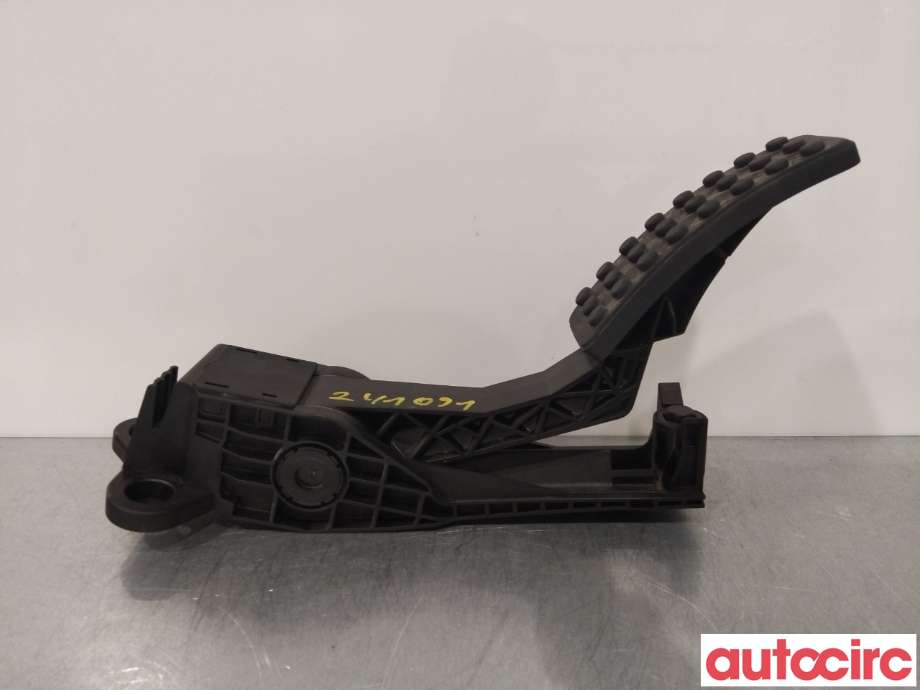 Pedal gass til Mercedes ML 2005-2011 (W164) (W164) (MERCEDES|A1643000004|)