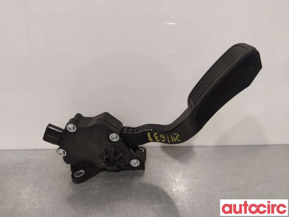 Pedal gass til Toyota Urban Cruiser 2009-2014 (TOYOTA|7811052020|)
