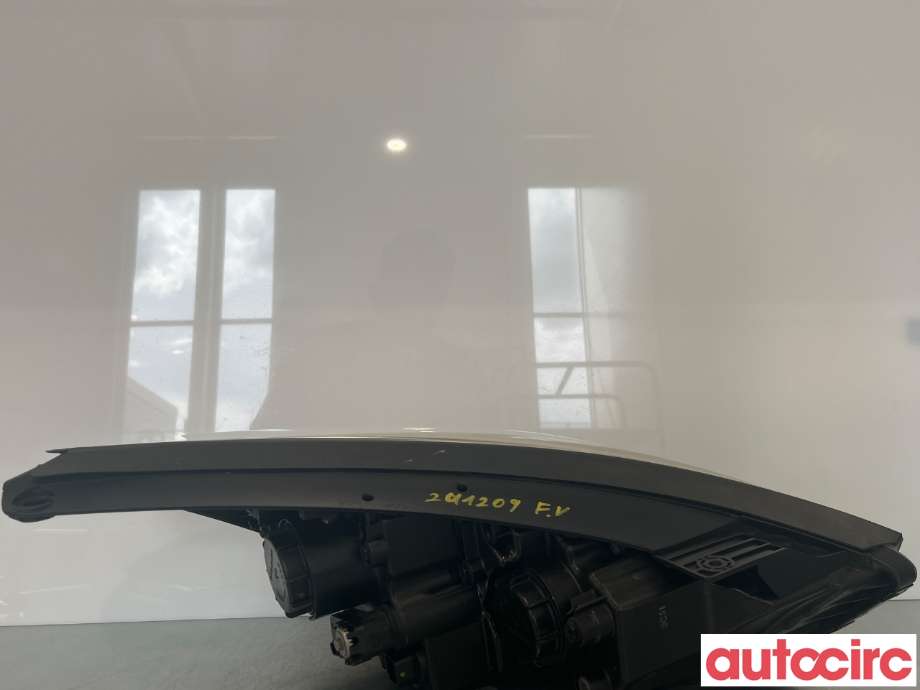 Frontlykt venstre halogen til Hyundai Ix35 2010-2015 (HYUNDAI|921012Y000)
