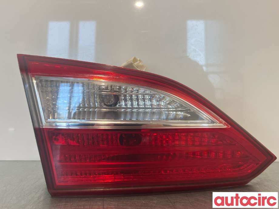 Baklykt høyre indre til Hyundai i30, 2012-2017 (Type II)  (HYUNDAI|92403A6200)