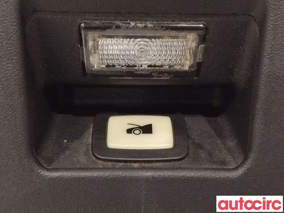 Bryter diverse til Tesla Model S 2013-2016 (Fase 1)  (TESLA|1002066-00-A|)