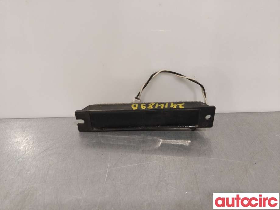 Antenne navigasjon til Tesla Model S 2013-2016 (Fase 1) (TESLA|1014951-00-A||X-12069-001R1)