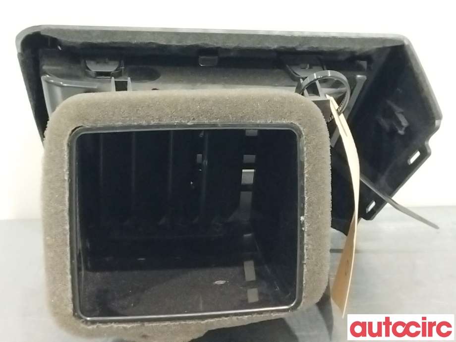 Dashbord friskluftdyse til Nissan Leaf 2018-->> (Type II) (NISSAN|687615SA0B)