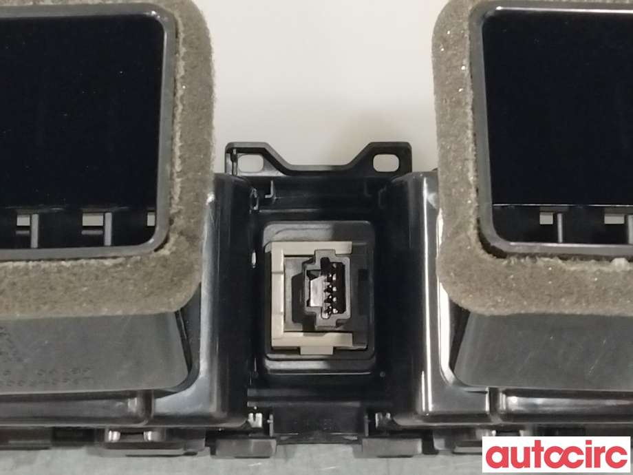 Dashbord friskluftdyse til Nissan Leaf 2018-->> (Type II)  (NISSAN|687505SK0B|)