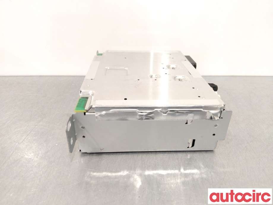 Bilstereo til Peugeot Partner 2019-->> (Type III)  (PEUGEOT|1631483480|1663363280|9828709480)