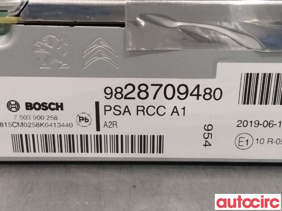 Bilstereo til Peugeot Partner 2019-->> (Type III)  (PEUGEOT|1631483480|1663363280|9828709480)