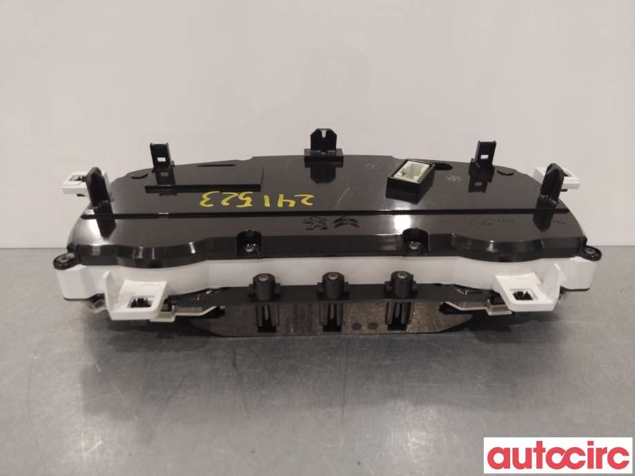 Instrumentpanel til Peugeot Partner 2019-->> (Type III)  (PEUGEOT|9831101680|)