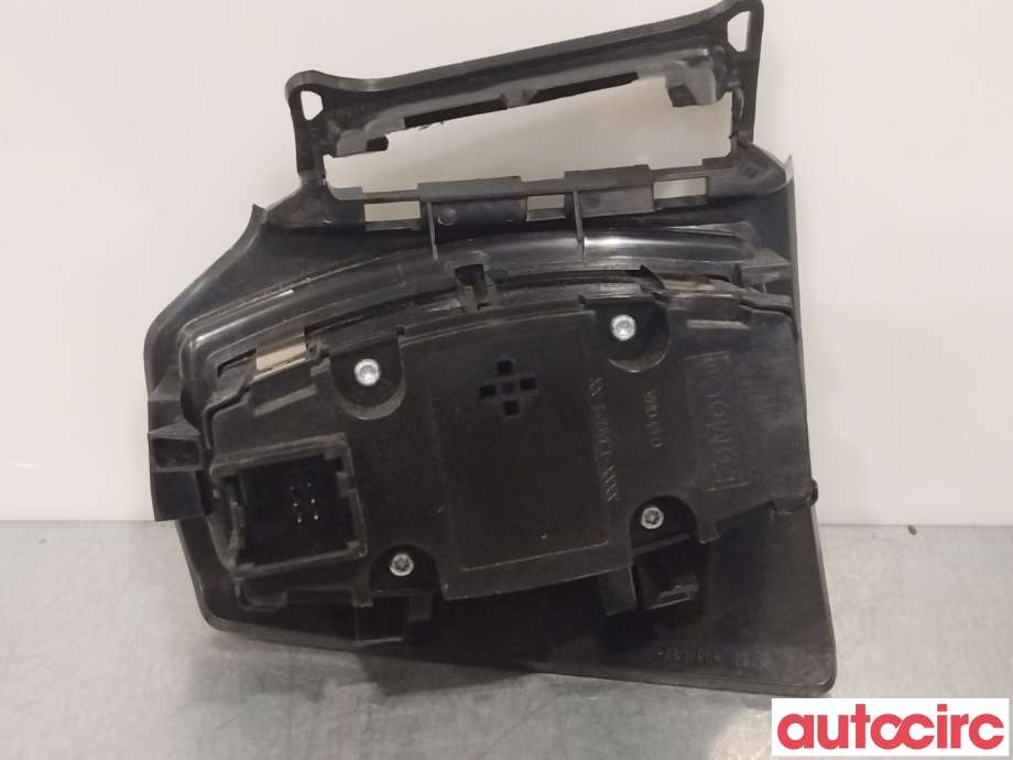 Bryter lys til Ford Focus 2011-2014 (Type III, Fase 1)  (FORD|2551321||BM5T13A024EE)