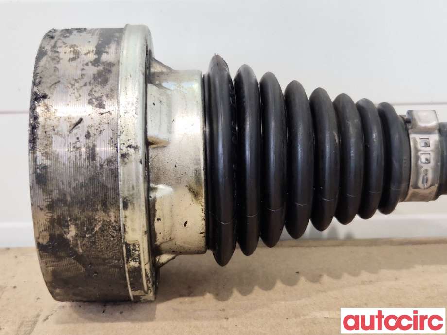 Drivaksel venstre bak til VW Caddy 2015-2020 (Type III, Fase 3)  (VOLKSWAGEN|5Q0407271A|)