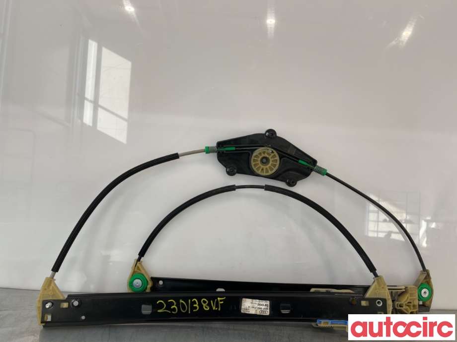 Ruteheis til Audi A4 2007-2014 (Type IV) (B8) (B8) (AUDI|8K0837461E|1021-93740-101|8K0837461A)