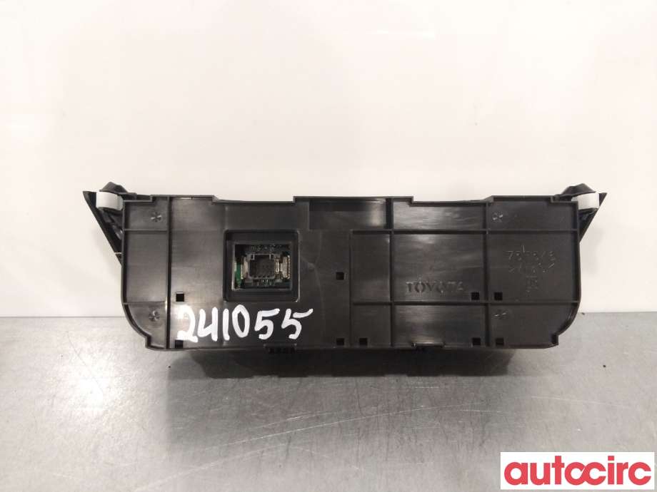 Varmeapparat betjening til Toyota RAV4 2013-2015 (Type IV, Fase 1)  (TOYOTA|5590042410|)