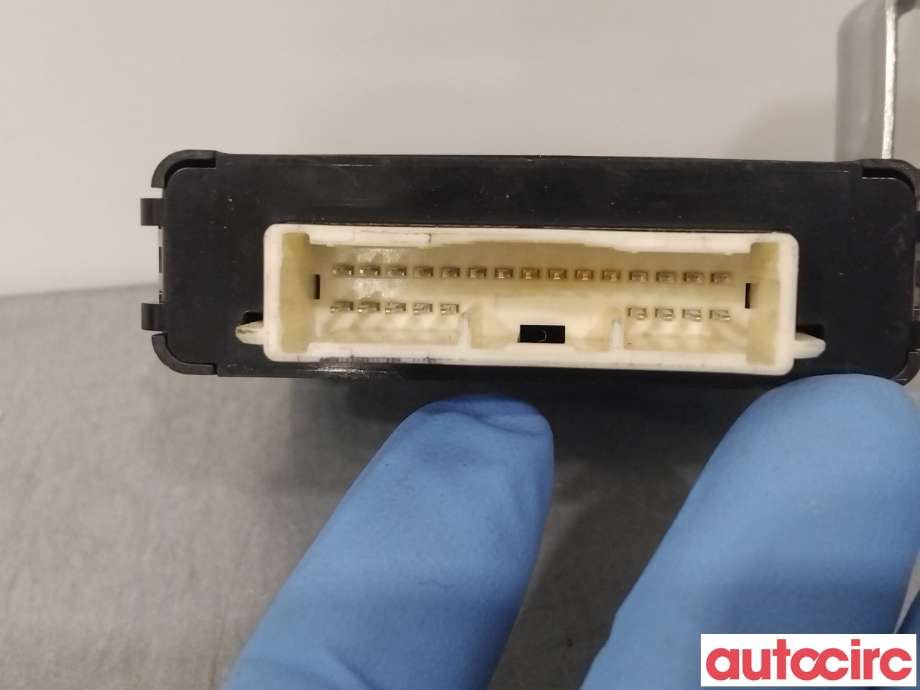 Styreenhet diverse til Toyota RAV4 2013-2015 (Type IV, Fase 1)  (TOYOTA|8996042110|8996042031|89221-42180)