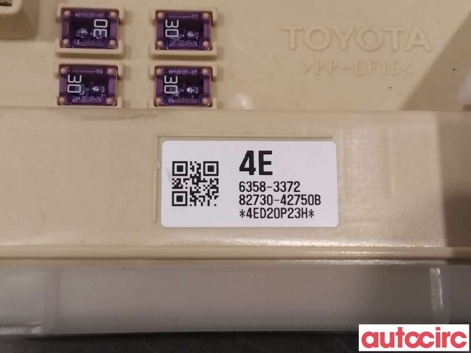 Sikringsboks til Toyota RAV4 2013-2015 (Type IV, Fase 1) (TOYOTA|8273042750|)
